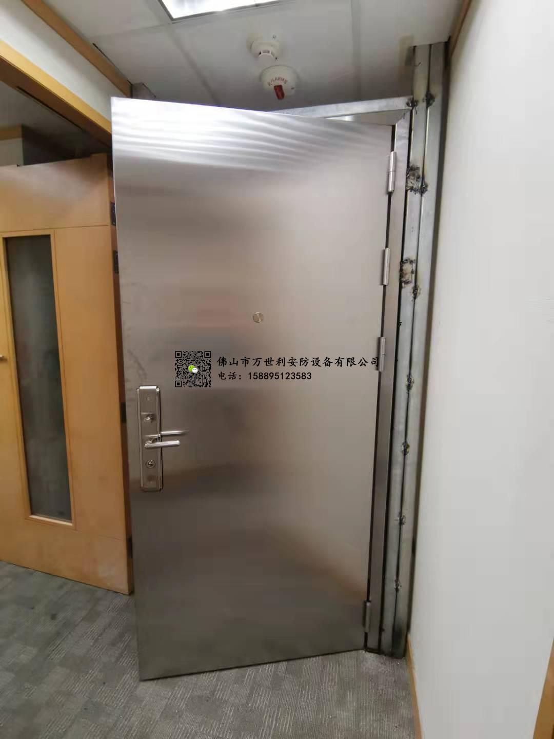上海不锈钢甲级防火防爆门安装案例